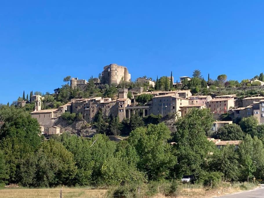 Appartement La Vue Est Belle à Montbrun-les-Bains Extérieur photo